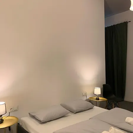 To Be Hostel Krakow