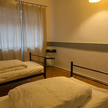 To Be Hostel Krakow
